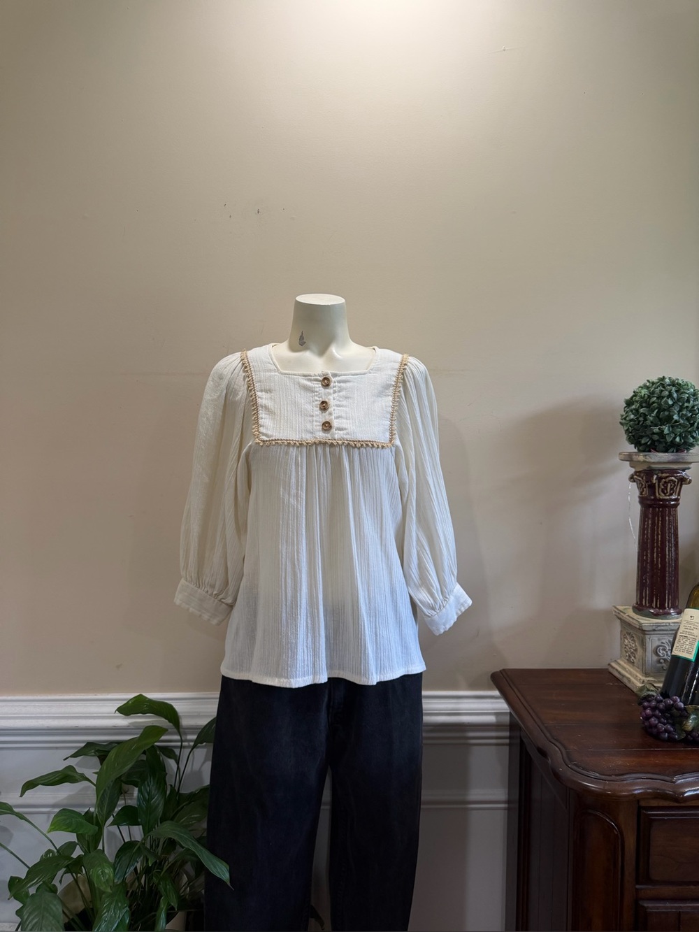 Vintage Byer California Cream Peasant Blouse with Button Yoke